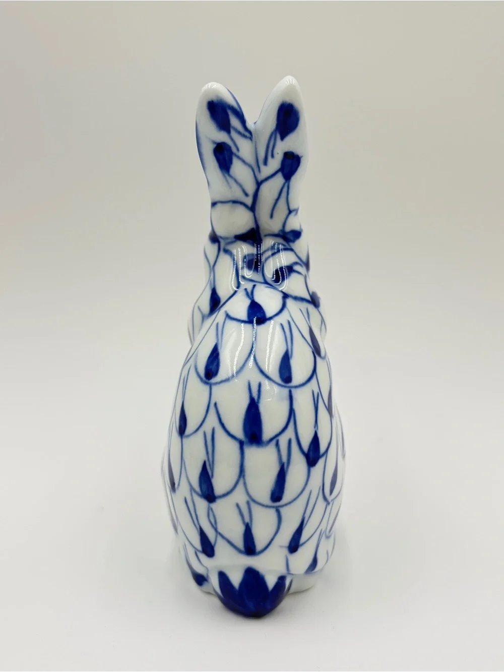 Andrea by Sadek Vintage Blue and White Fishnet Porcelain Bunny Rabbit Figurine